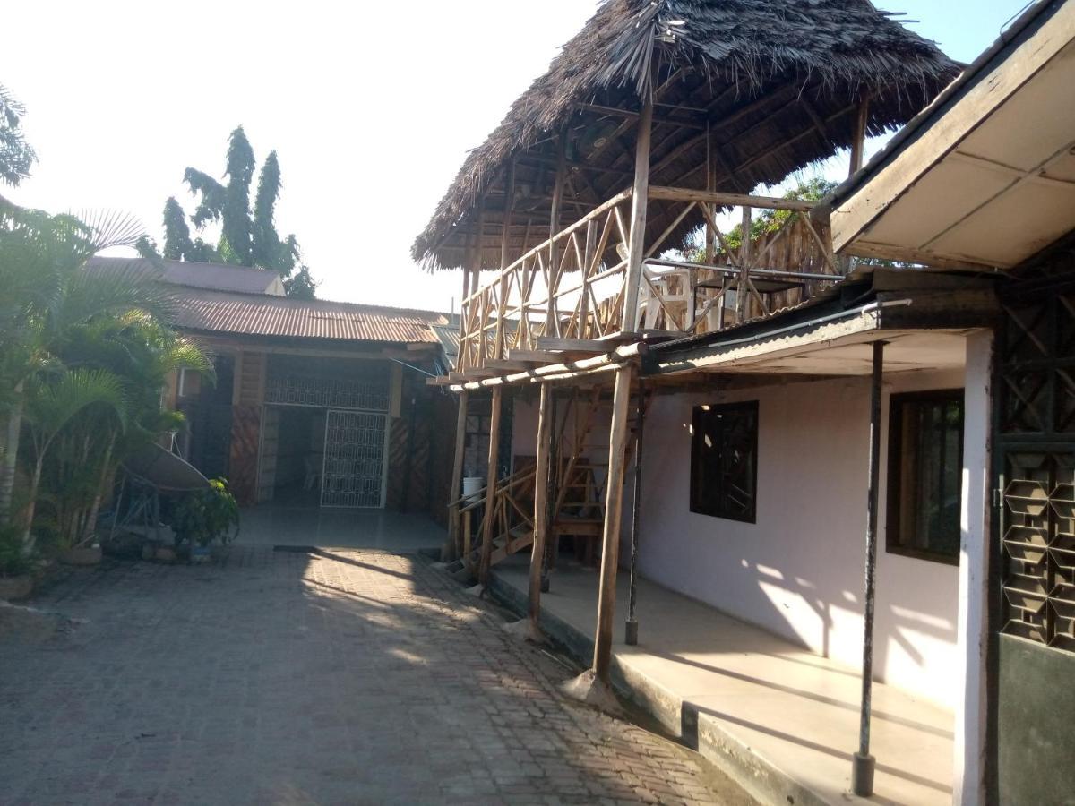 Kicec Bar And Guest House Airport Dar es Salaam Zewnętrze zdjęcie