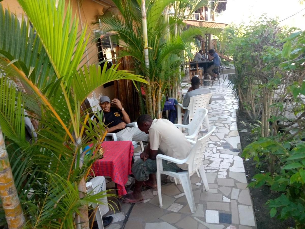 Kicec Bar And Guest House Airport Dar es Salaam Zewnętrze zdjęcie